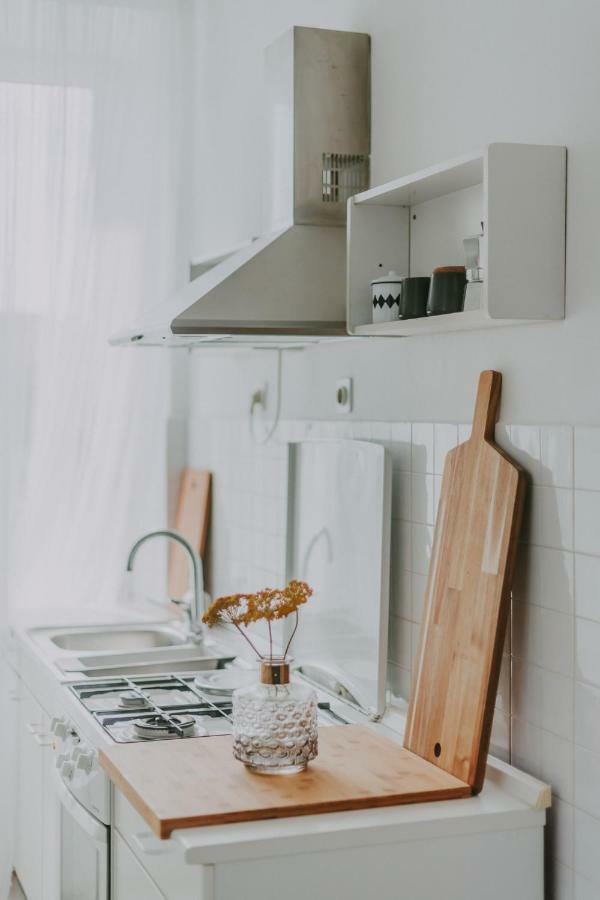 Alloro Boutique Apartment พูลา ภายนอก รูปภาพ