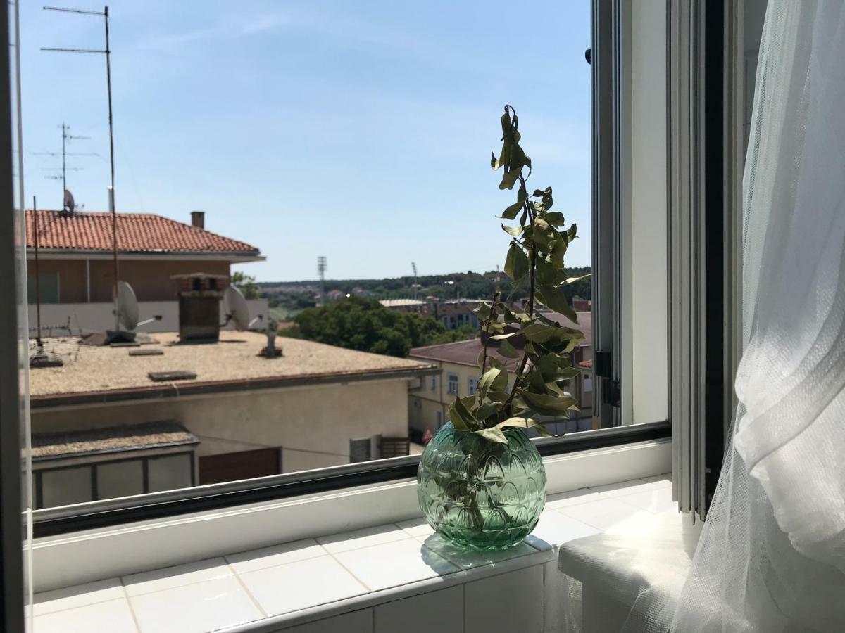 Alloro Boutique Apartment พูลา ภายนอก รูปภาพ